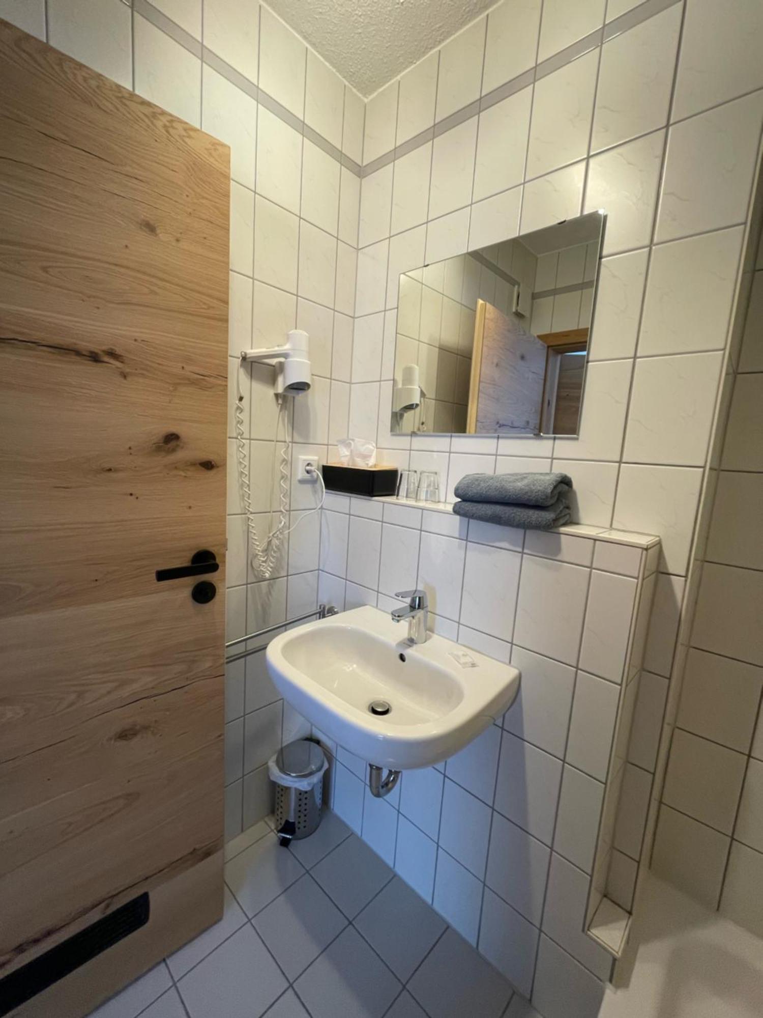 Hotel Weisses Ross Konnersreuth Екстер'єр фото