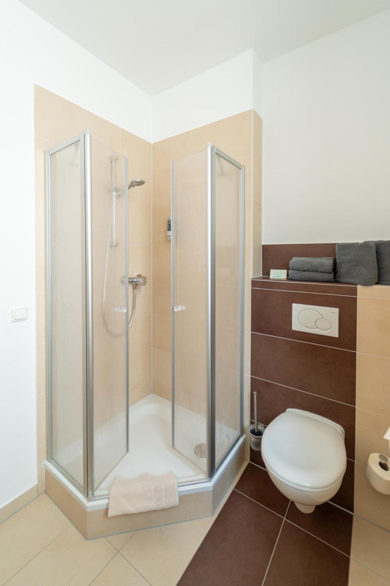 Hotel Weisses Ross Konnersreuth Екстер'єр фото